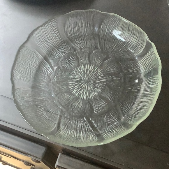 Vintage 2 Decorative 8” Dishes - Picture 2 of 4